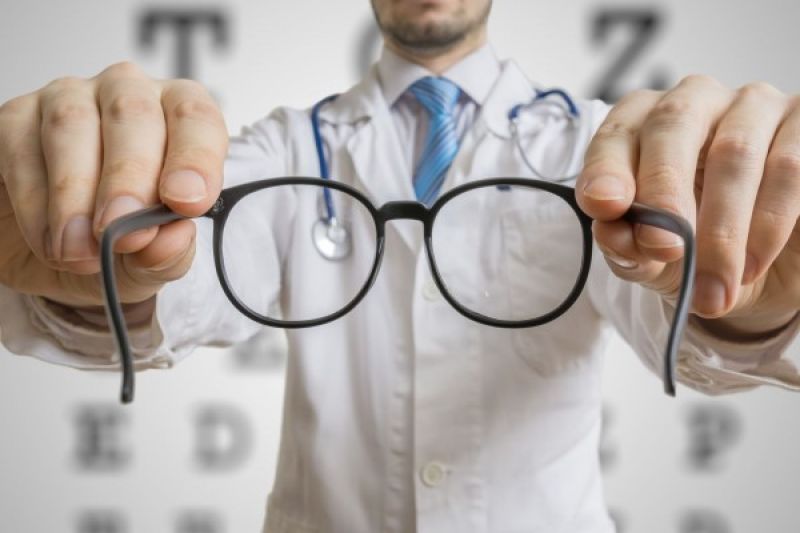 Erros Refracionais: Miopia, Hipermetropia e Astigmatismo